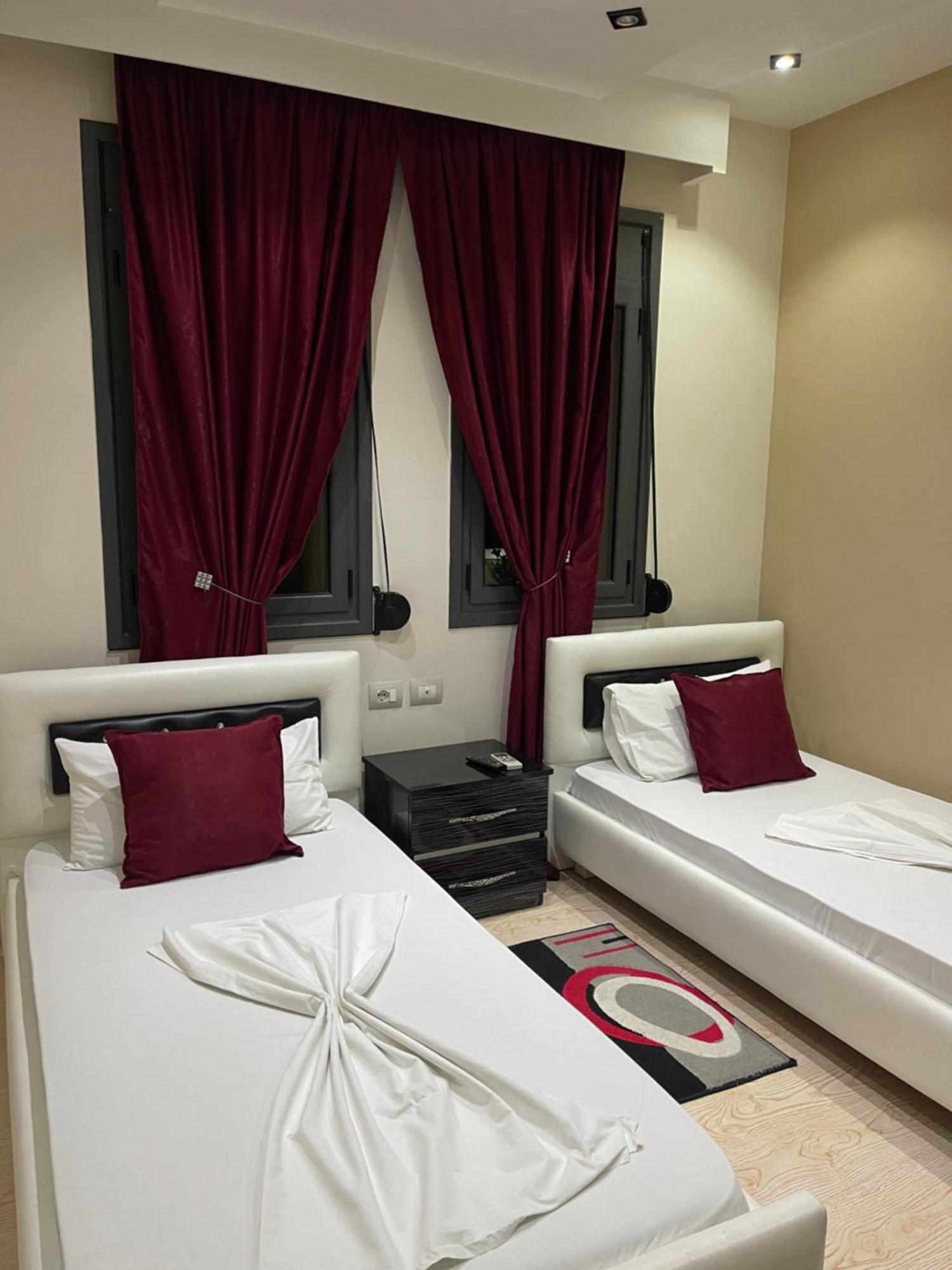 Hotel Selfo Dervisciani Zewnętrze zdjęcie