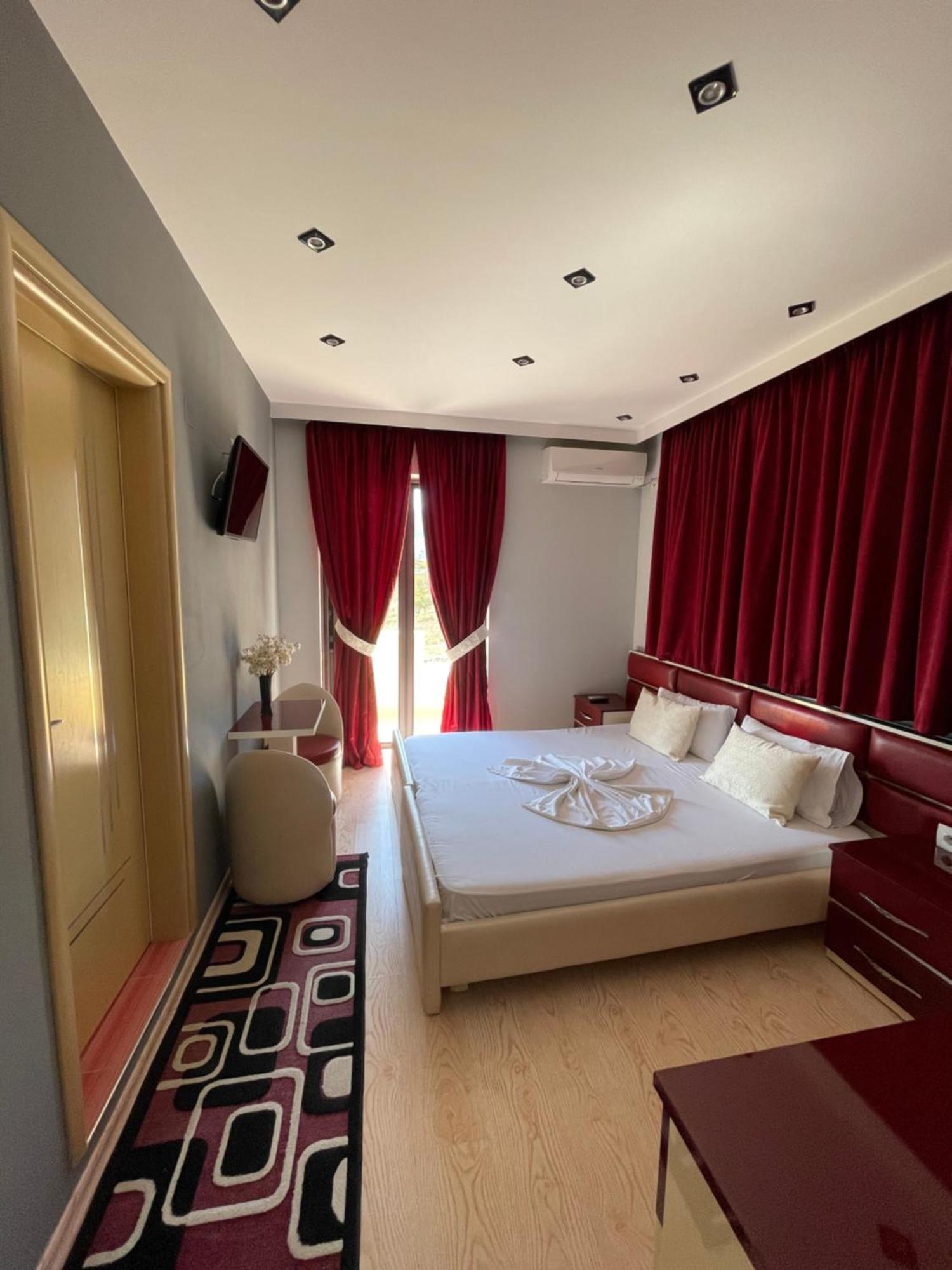 Hotel Selfo Dervisciani Zewnętrze zdjęcie